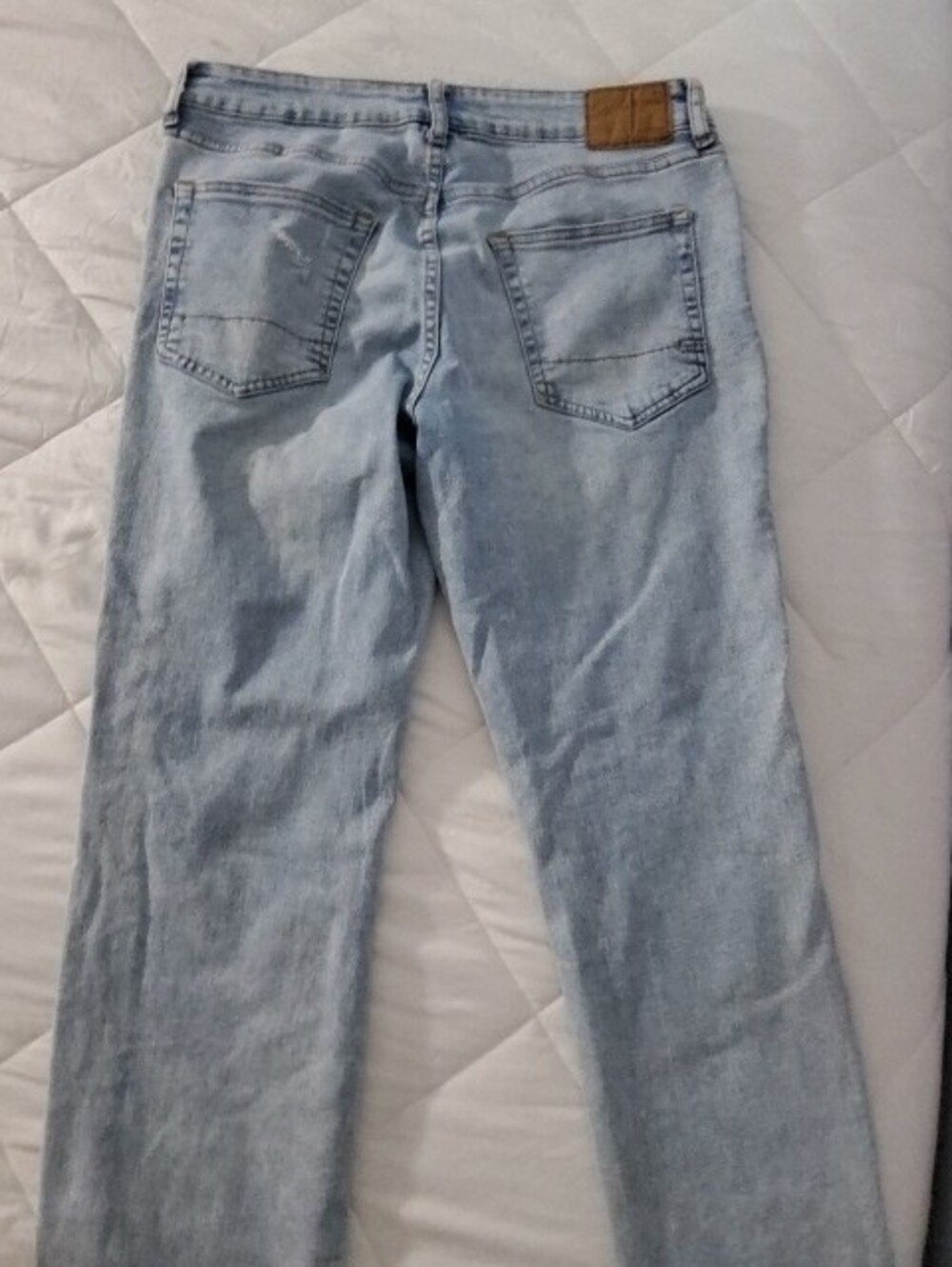 Light Blue Distressed Men’s Jeans - Picture 2 of 3